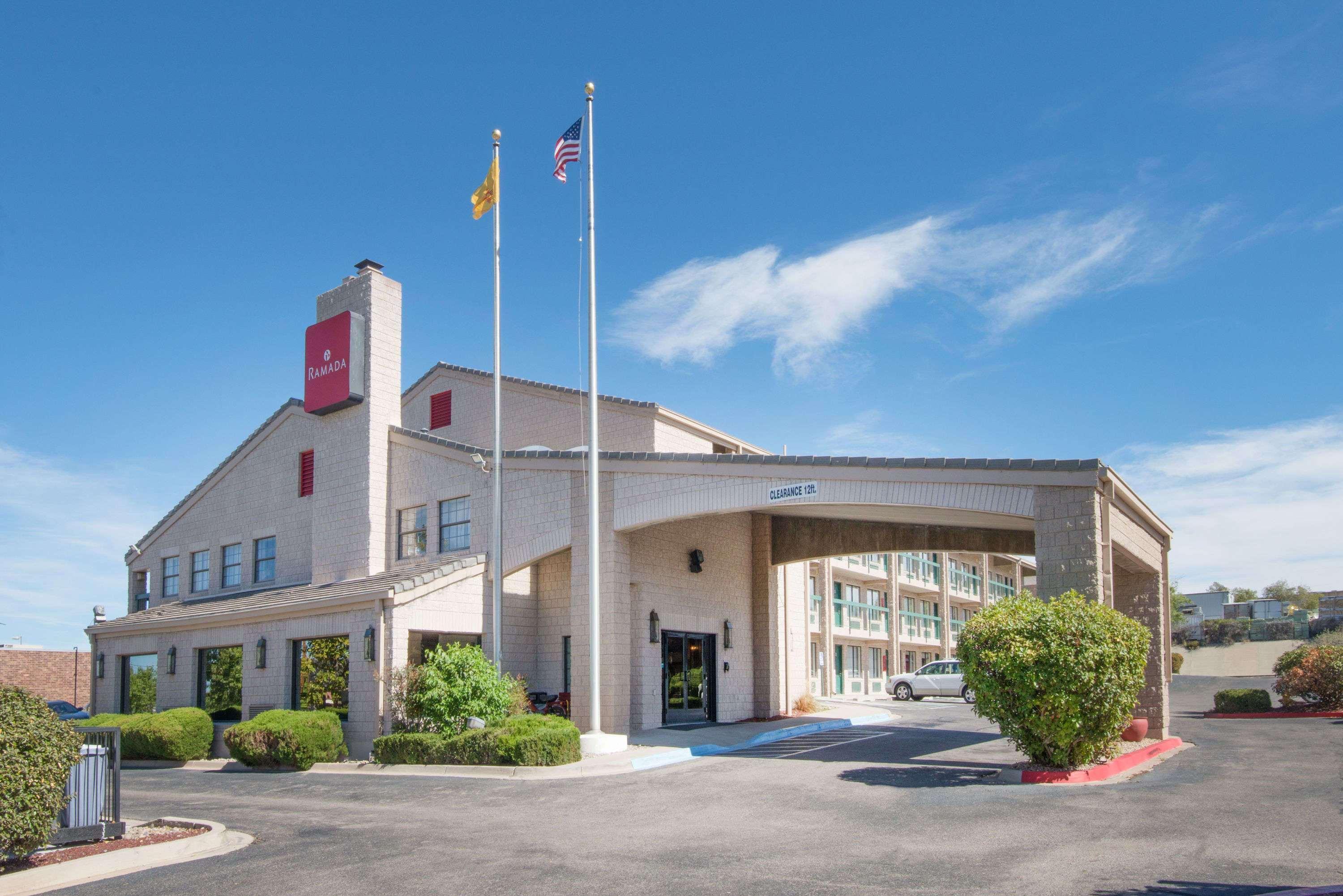 Hotel Ramada By Wyndham Airport Albuquerque