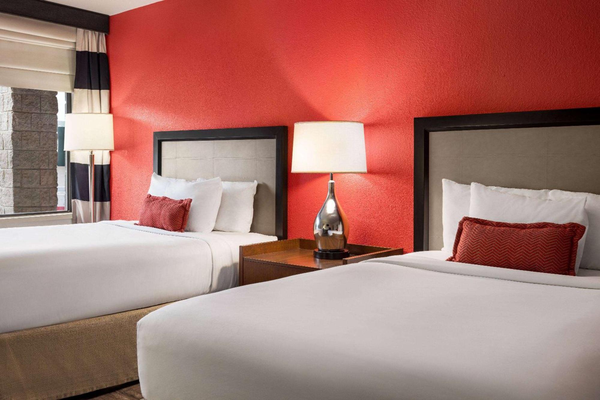 Ramada By Wyndham Airport Albuquerque
