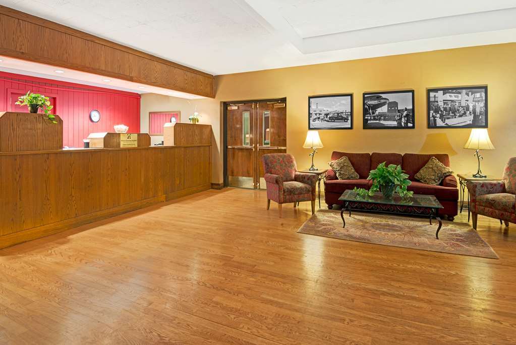 Hotel Ramada By Wyndham Airport Albuquerque